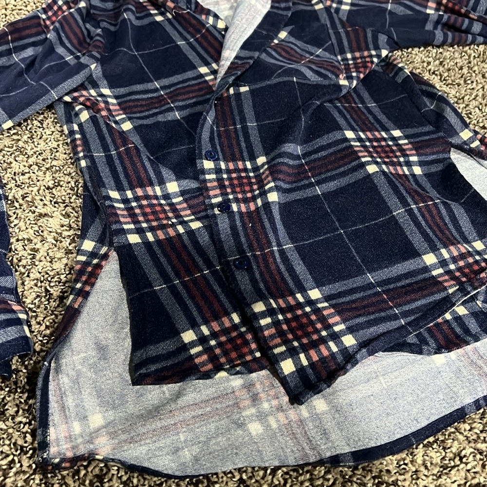 Super cute Rue21 flannel ☺️ - Picture 2 of 3